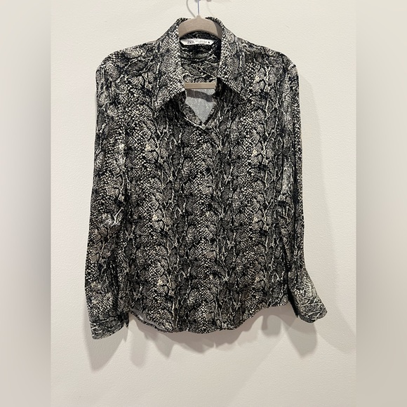 ZARA Snake Print Blouse Size S - Picture 4 of 10